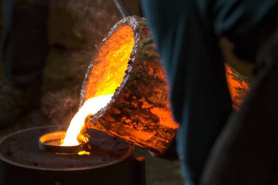 Pouring and shell knockout stage
