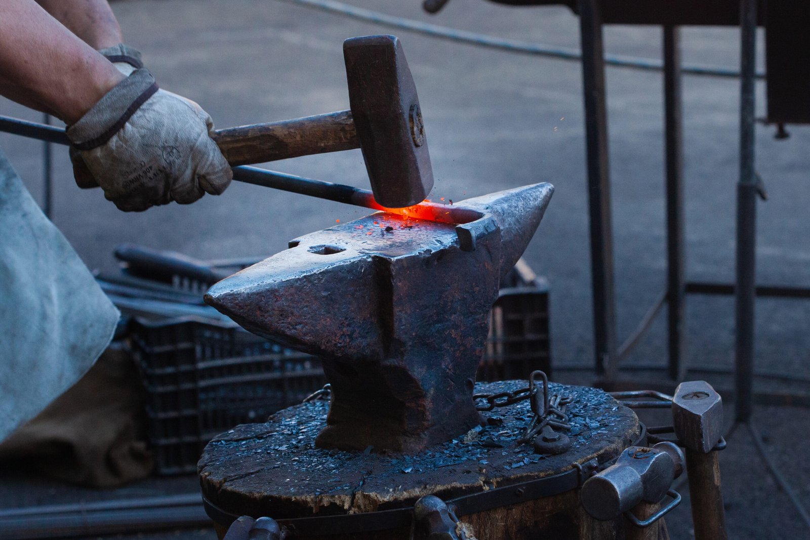 Aluminium melt furnace preparation